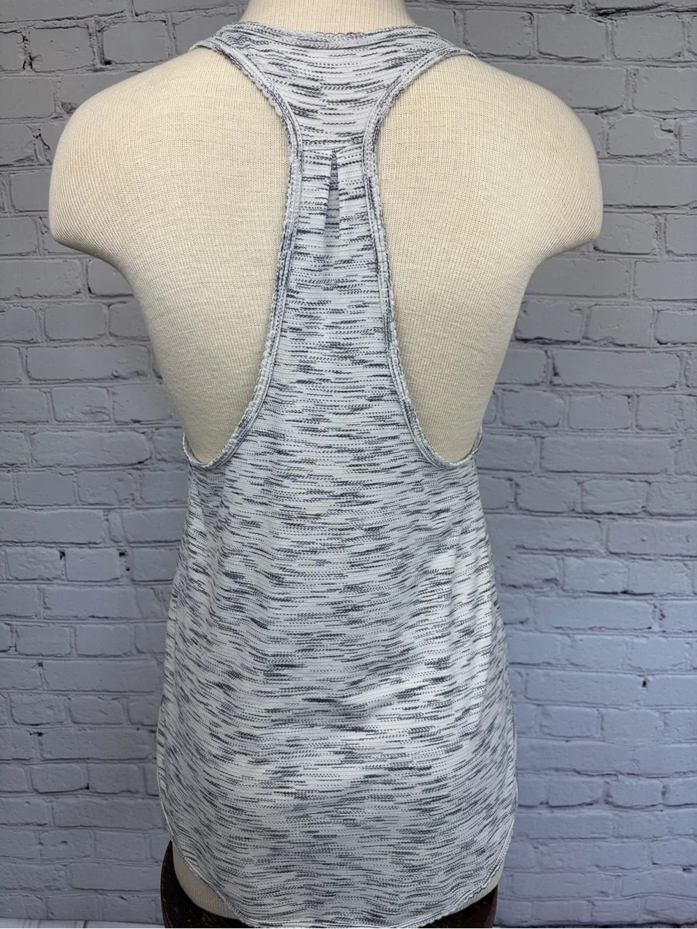 Lululemon 105 F Singlet Athletic Tank Top Tiger Space Dye Black White Sz 6/8